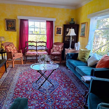 Secret Garden Inn & Cottages Santa Barbara Exterior photo